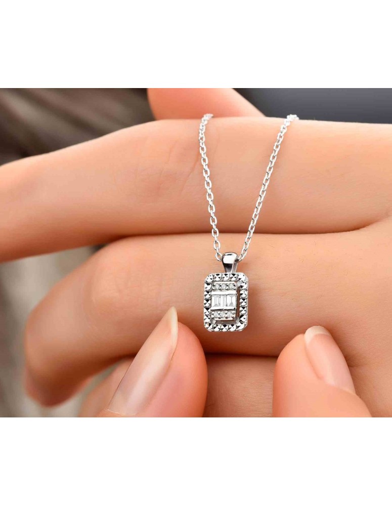 pırlanta baget kolye 0.09 carat 