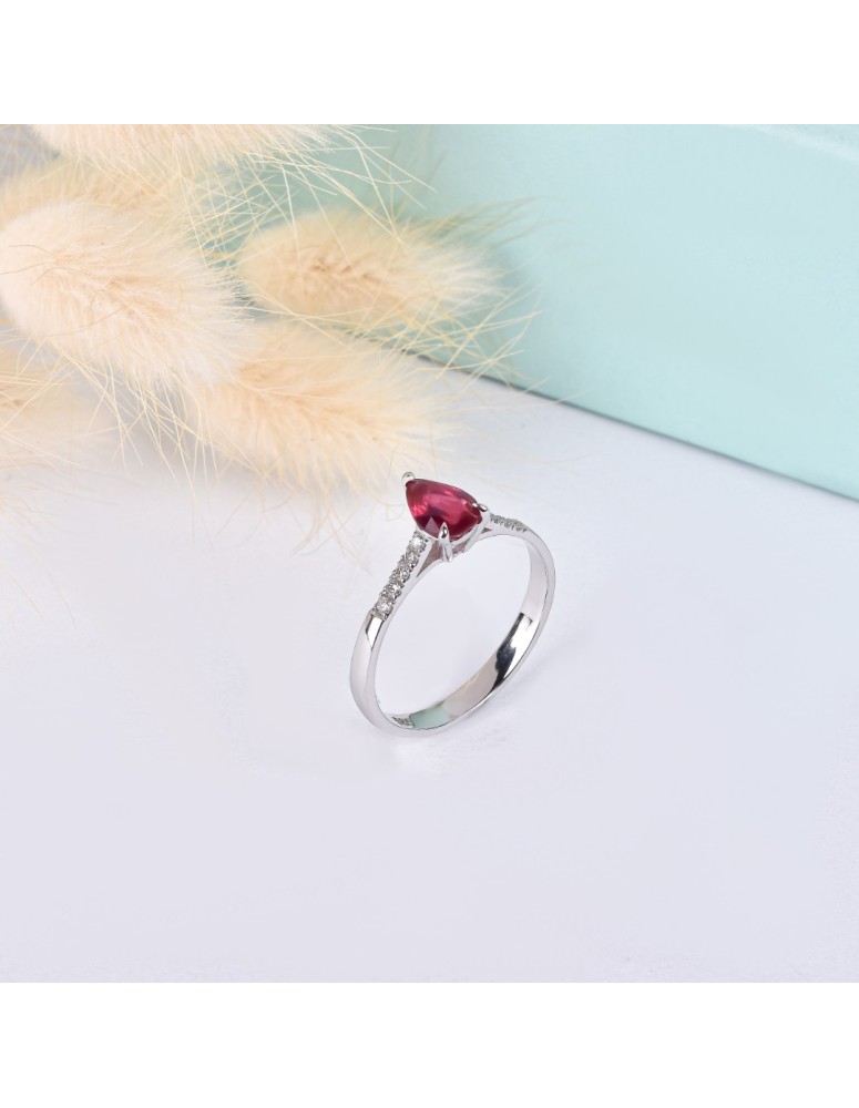 pırlanta yüzük 0.83 carat ruby yakut